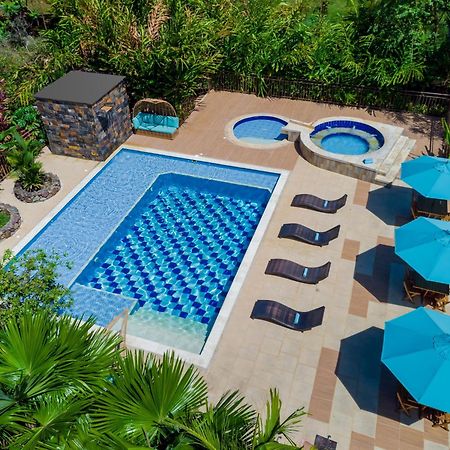 Nq Hotel Orinoquia Granja Campo Alegre エクステリア 写真