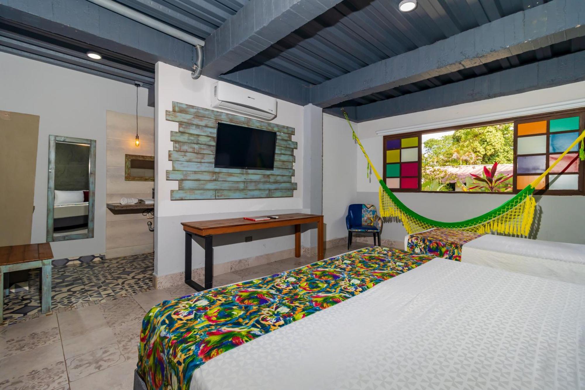 Nq Hotel Orinoquia Granja Campo Alegre エクステリア 写真