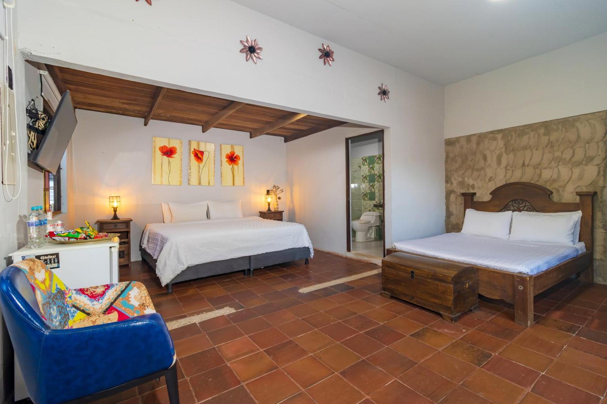 Nq Hotel Orinoquia Granja Campo Alegre エクステリア 写真