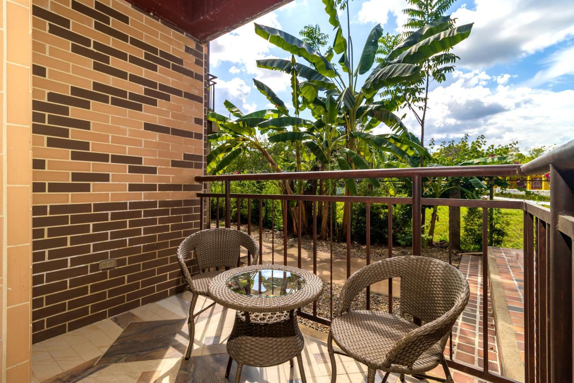 Nq Hotel Orinoquia Granja Campo Alegre エクステリア 写真